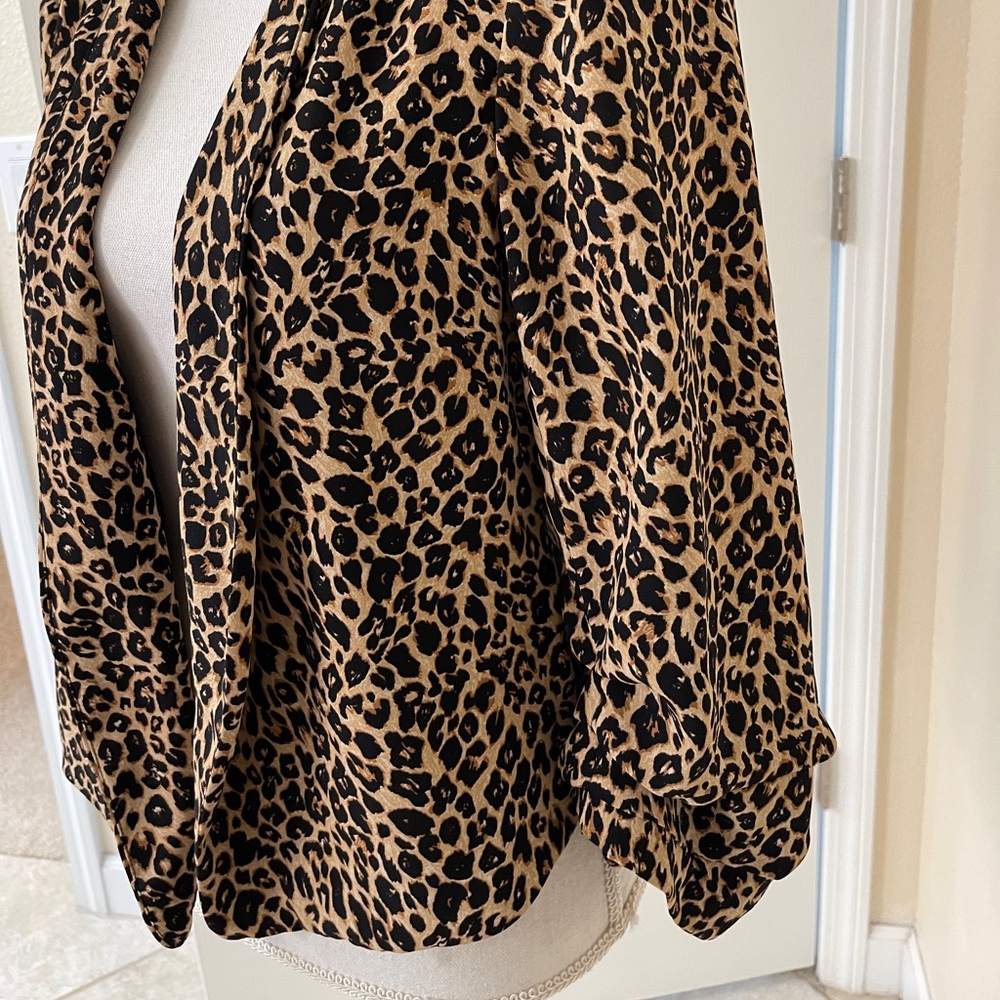 Leopard Print Modern Jacket - image 6